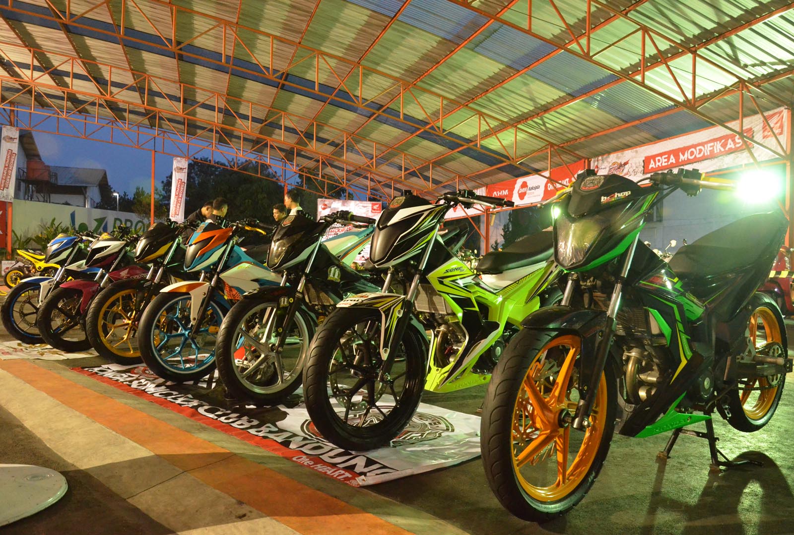Honda Community Bikers Pecinta Sonic Ikuti New Sonic 150R Modif Contest Di Bandung